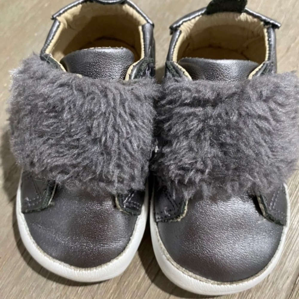 Old soles size 4 infant/toddler shoes